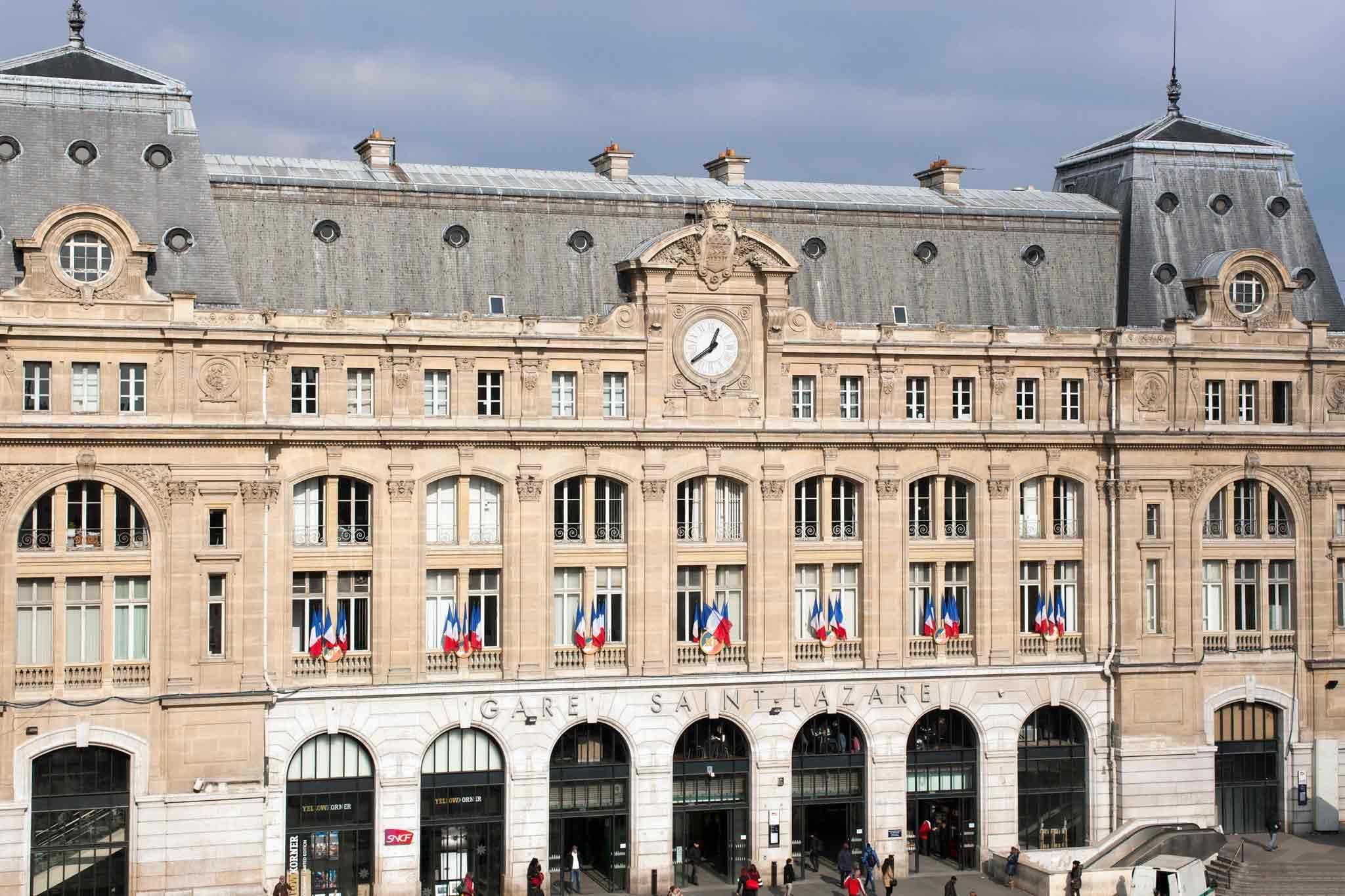 Ibis Paris Porte De Clichy Centre Hotel Exterior photo